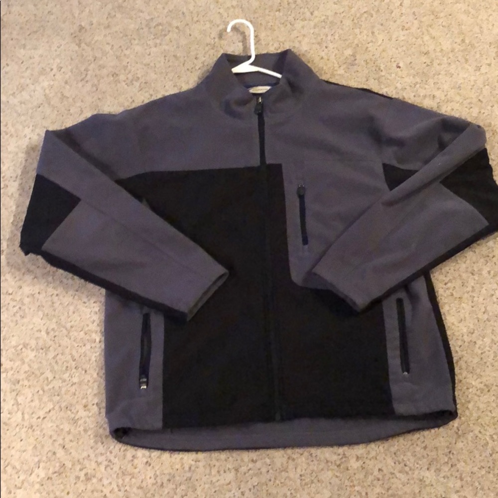 Men’s jacket.